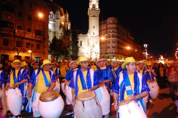 VER IMAGENES .Centro Uruguayo de Madrid. APOYA Y CREA CULTURA